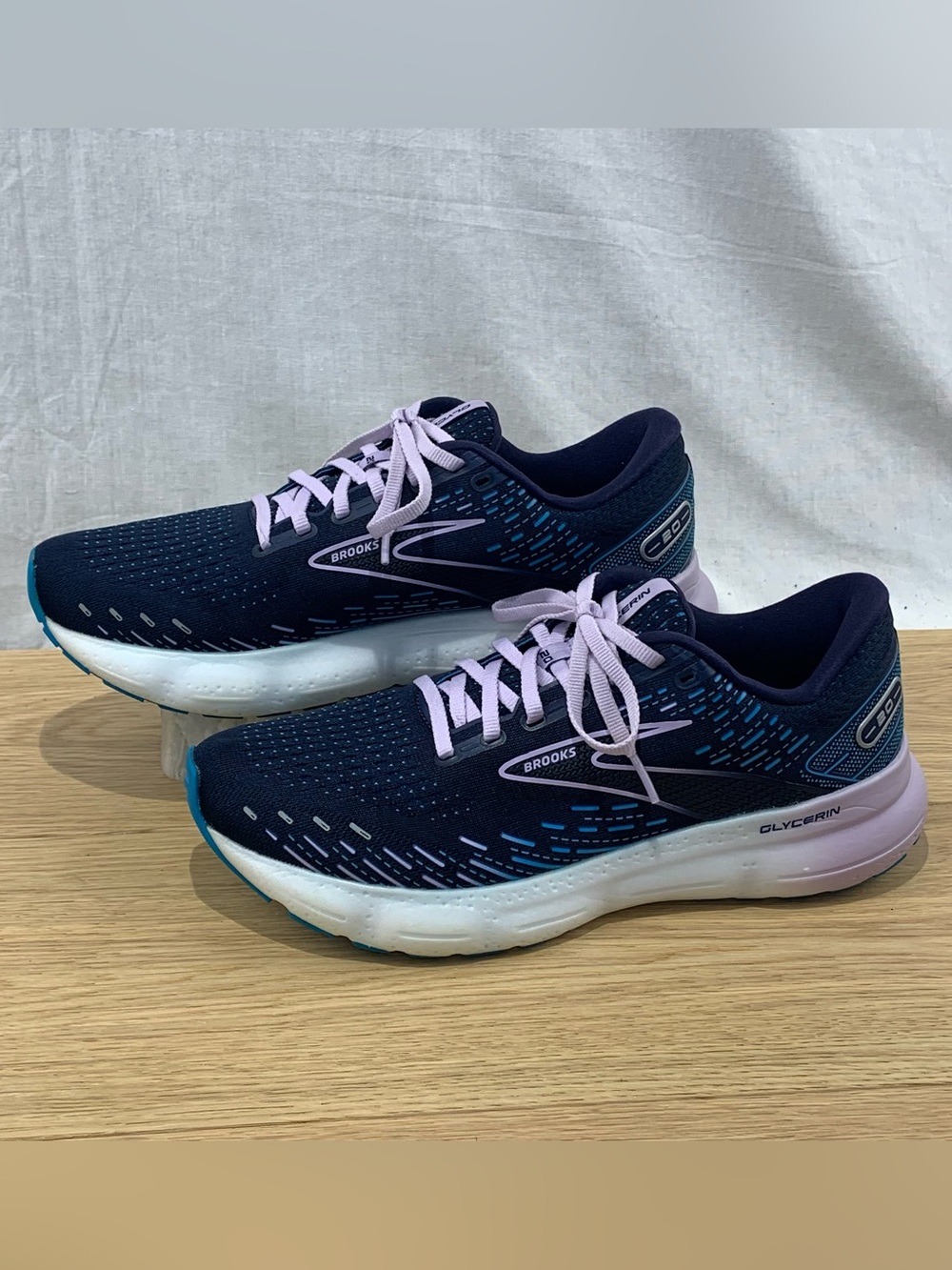 Brooks Glycerin 20 Women's Size 11.5 B Blue Running Shoes (no insoles)